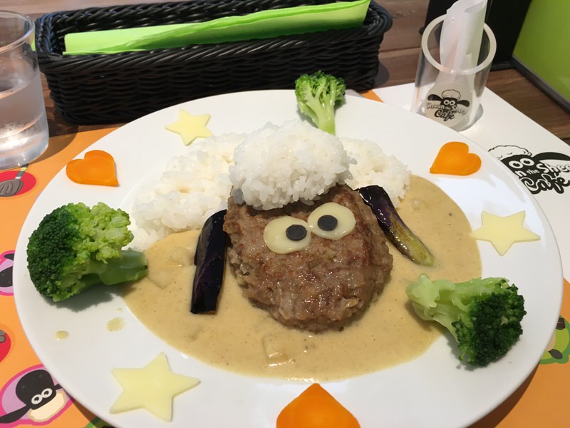 osaka-shaun-the-sheep-cafe